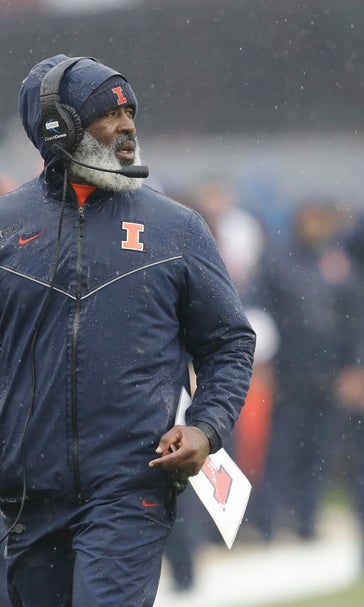 Illinois has shot to earn bowl bid for 1st time under Smith